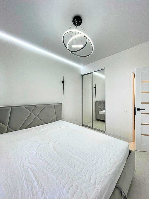 Панорама моря -Продажа 2-комнатной в ЖК Эллада-I с ремонтом и мебелью