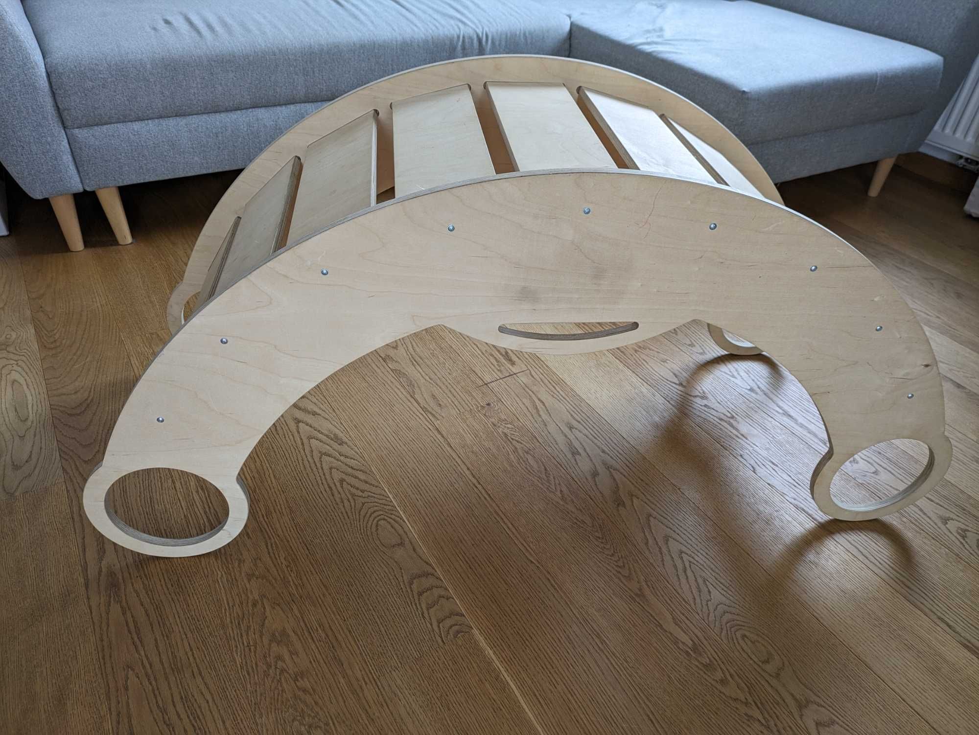 Drewniany bujak mostek Montessori + blat do stolika
