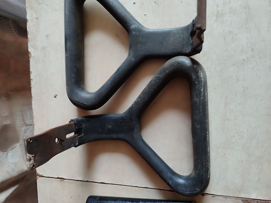 Ножки мебели, уголок, подлокотники