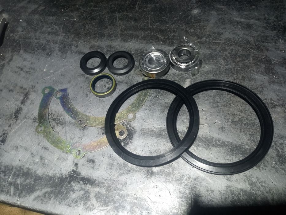 Uszczelniacze kuli łożyska uszczelniacz zestaw Nissan patrol gr Y60