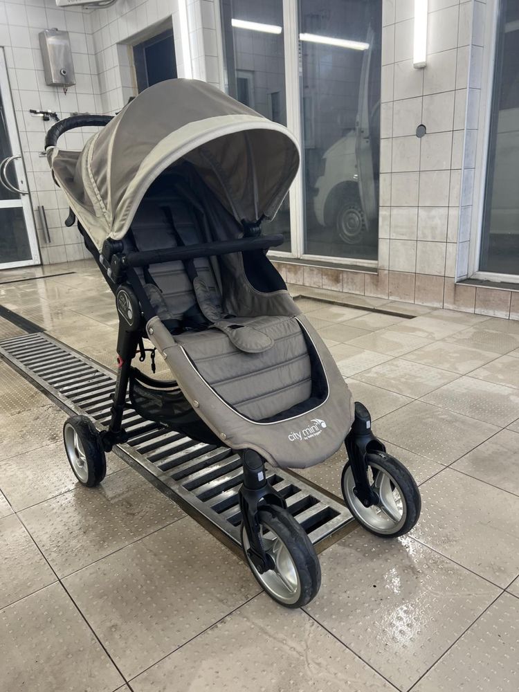 Прогулочная коляска City miny baby jogger