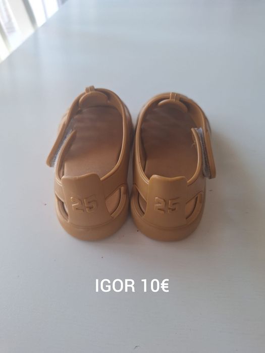 Sandálias igor n25.    .