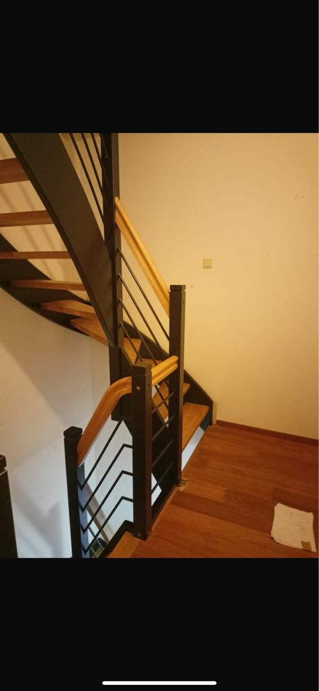 Schody drewniane wewnętrzne
