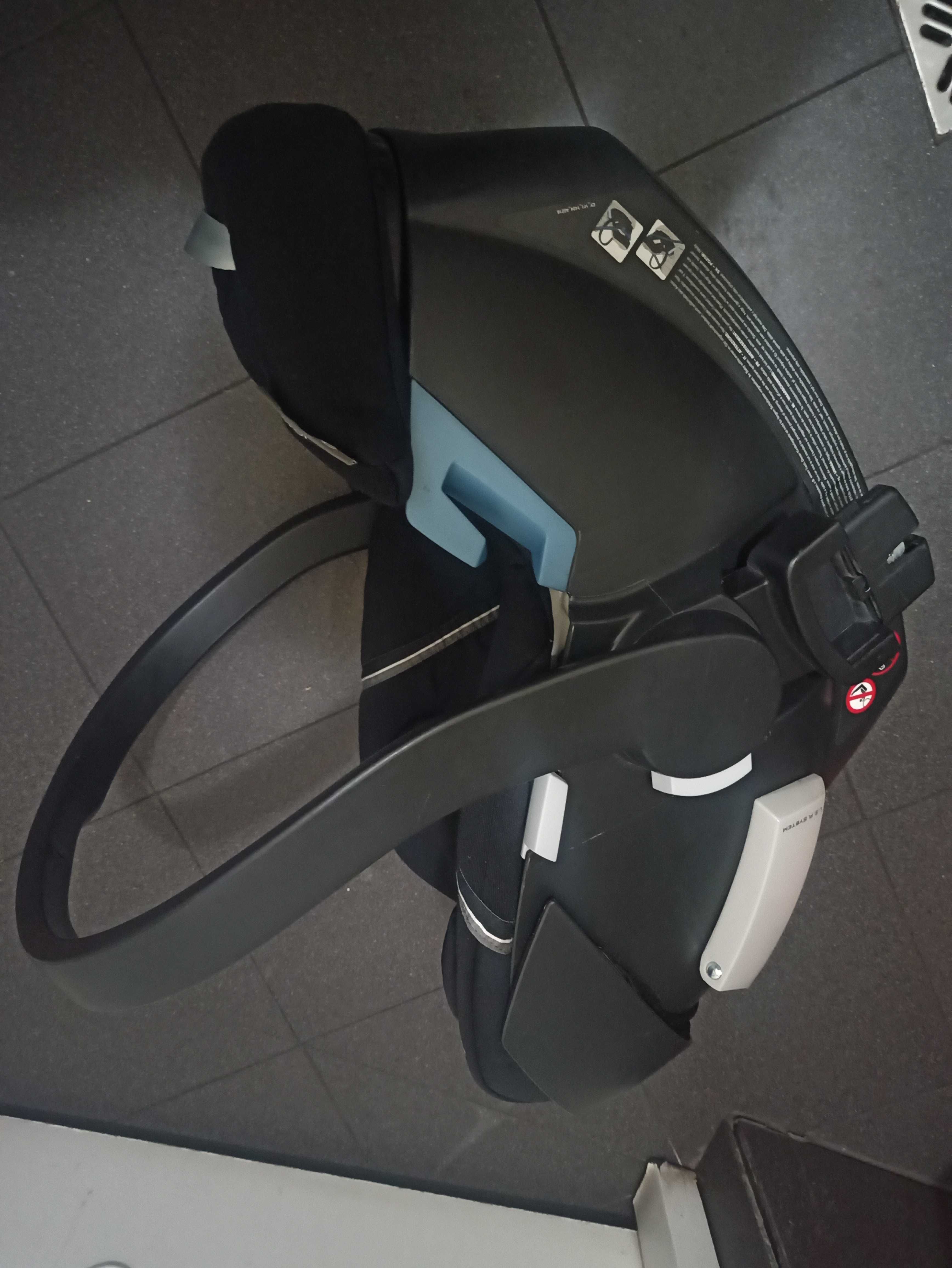 Fotelik samochodowy Cybex Aton 5 Stardust Black 0-13Kg