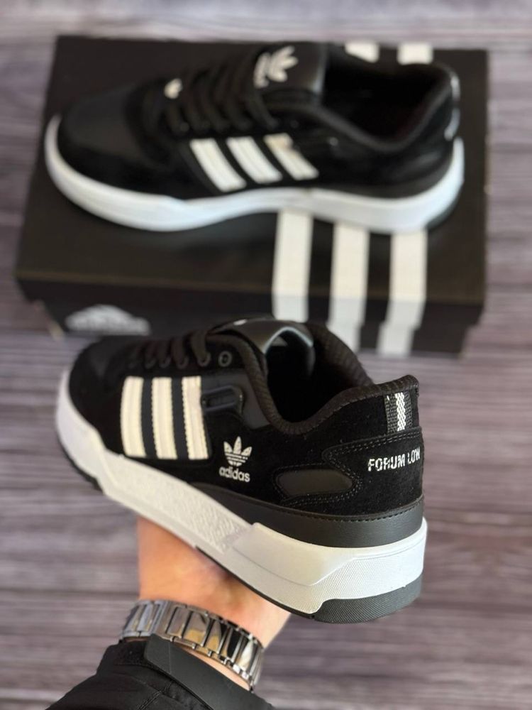 Чоловічі кросівки Adidas Forum Low Black White