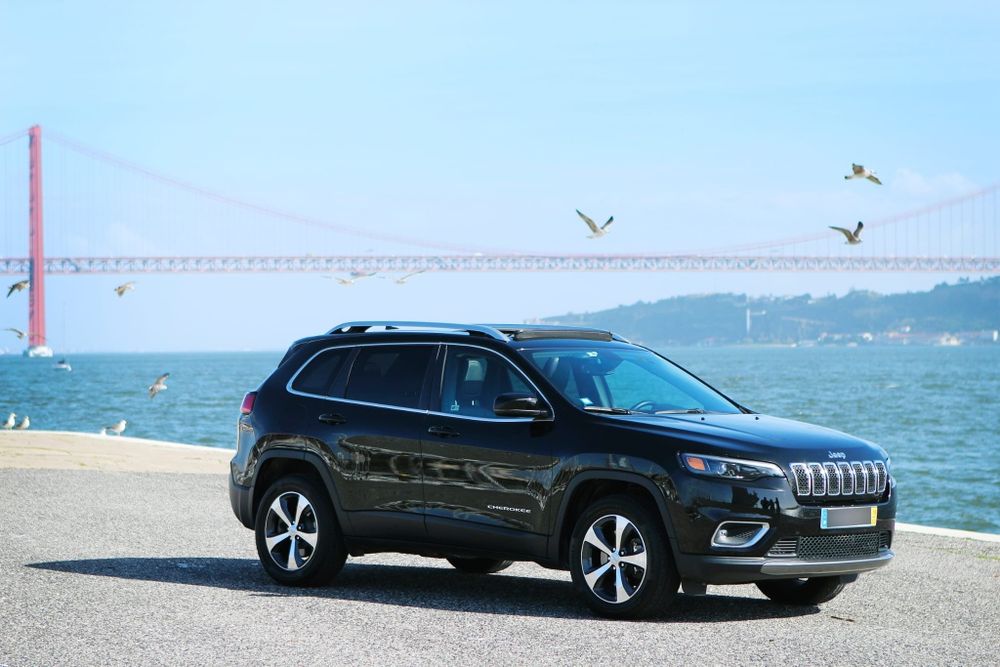 Jeep Cherokee top de gama motor 3.2 272cv gasolina ano 2018 Aceito ret