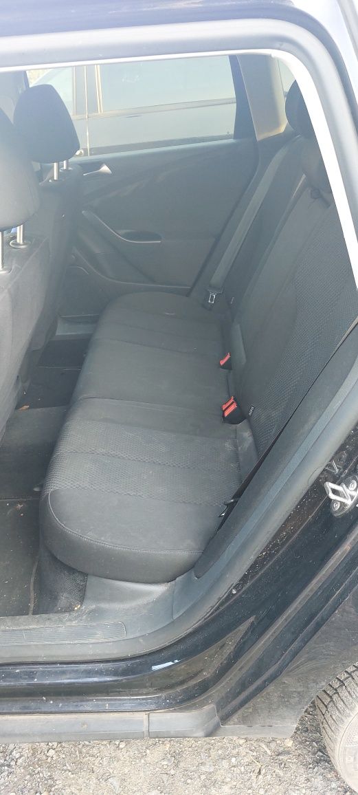 Volkswagen Passat uszkodzony