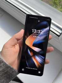 Samsung Galaxy Z Fold 4