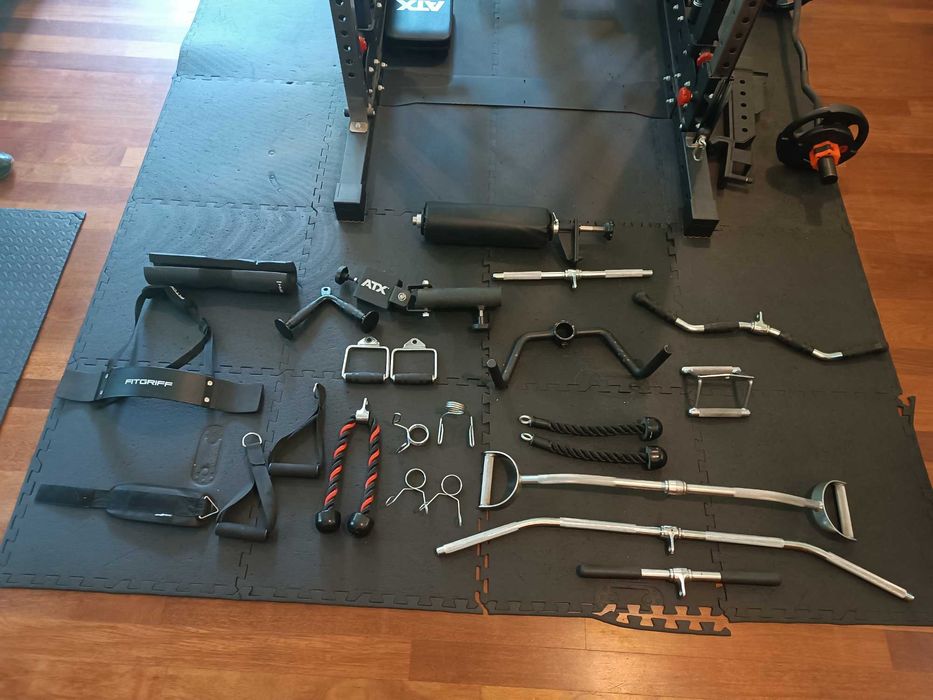 Brama ATX® SCR-760-KPS-PL suwnica Smith'a wyciągi linowe akcesoria