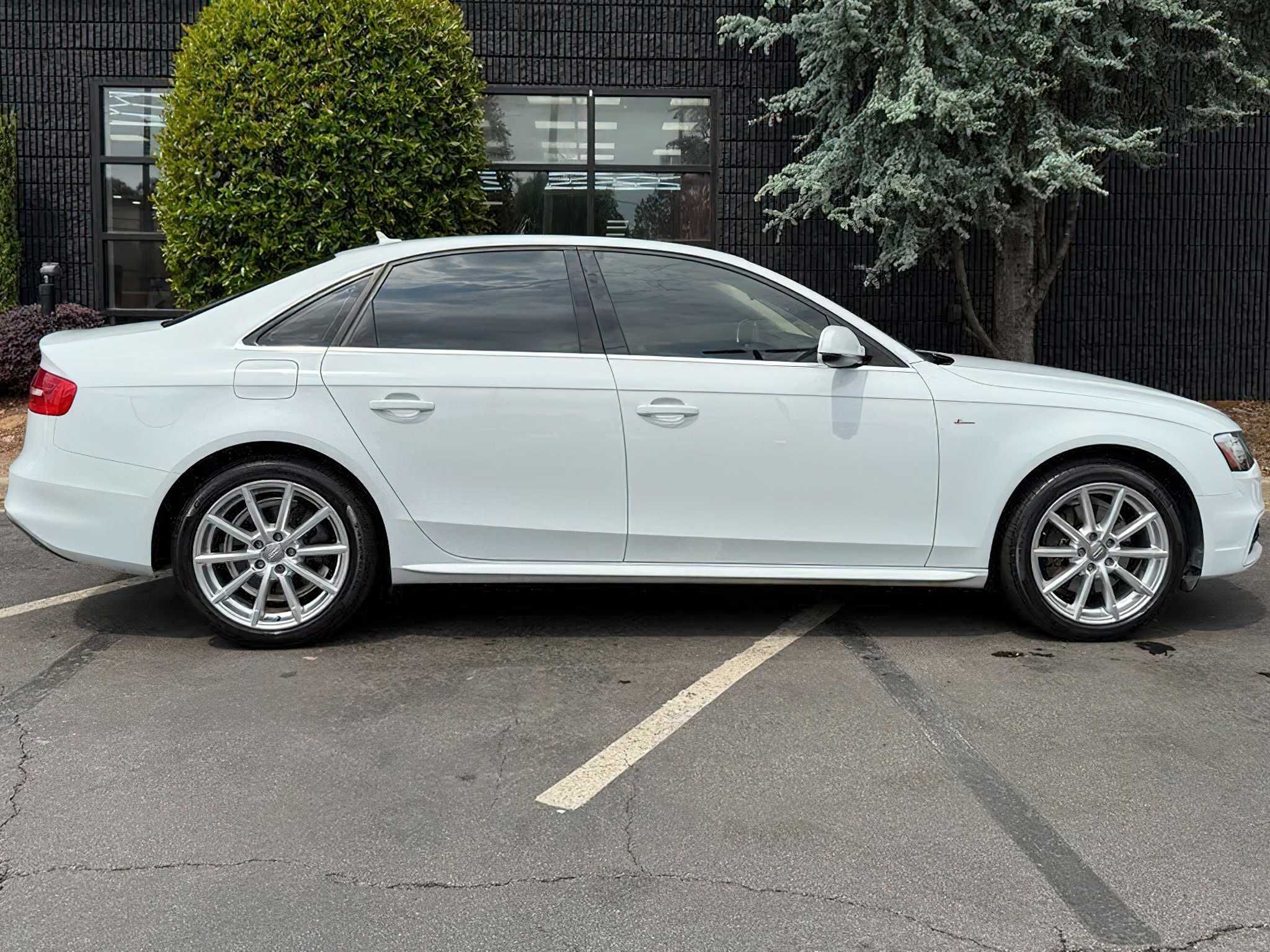 Audi  A4 Premium Plus 2015