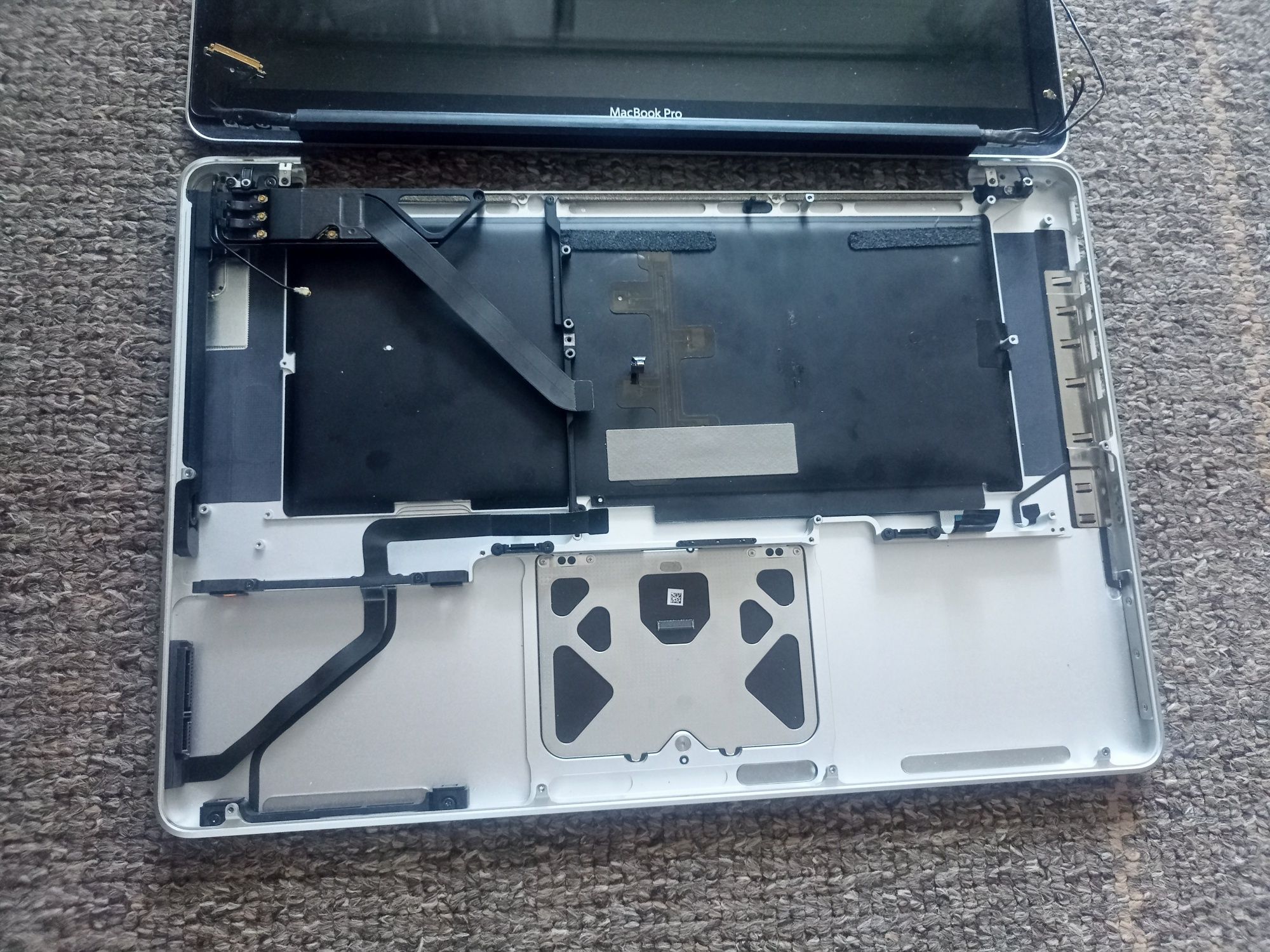 Apple Macbook pro 15' a1286 2011 запчастини