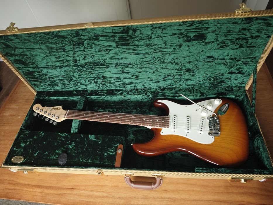 Guitarra G&L Fullerton Deluxe Legacy