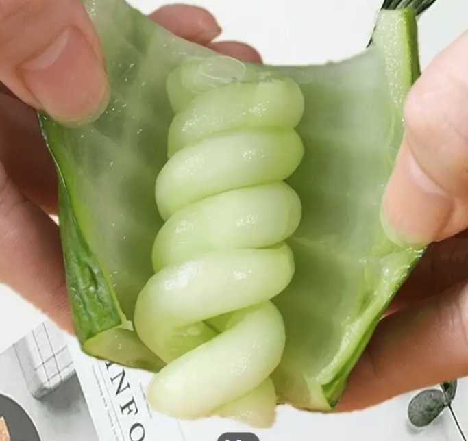 Faca em espiral para legumes, fruta. Ótima apresentação de forma fácil