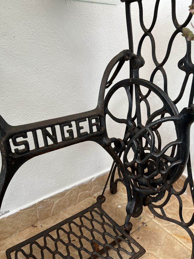 Maquina de costura Singer