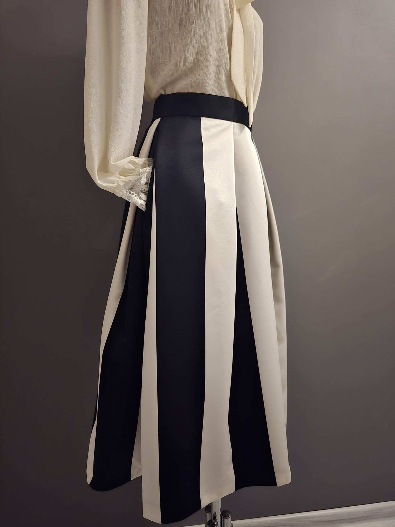 Spódnica ekskluzywna Closet rozmiar s/m
