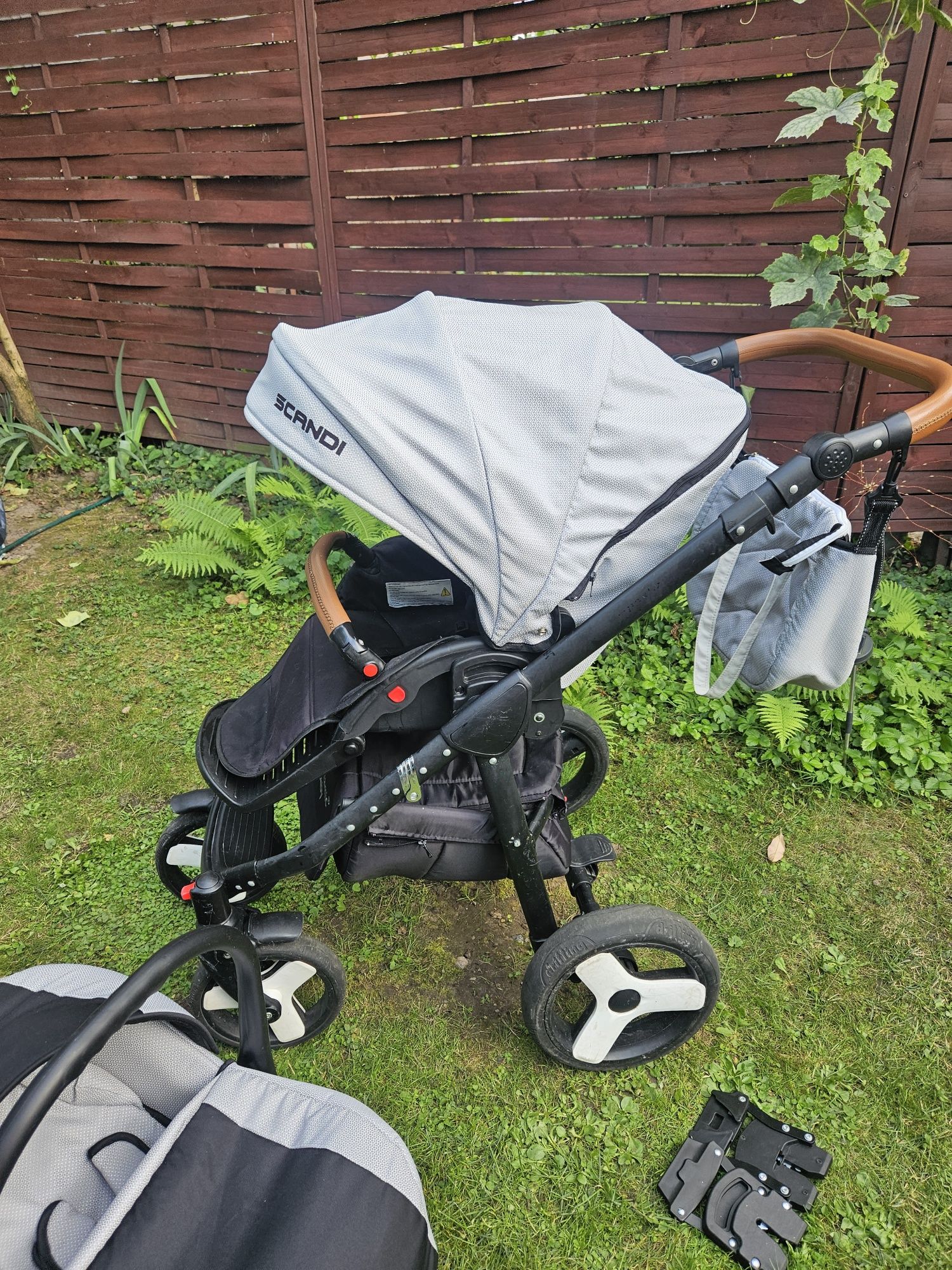 Sprzedam wózek 3 w 1