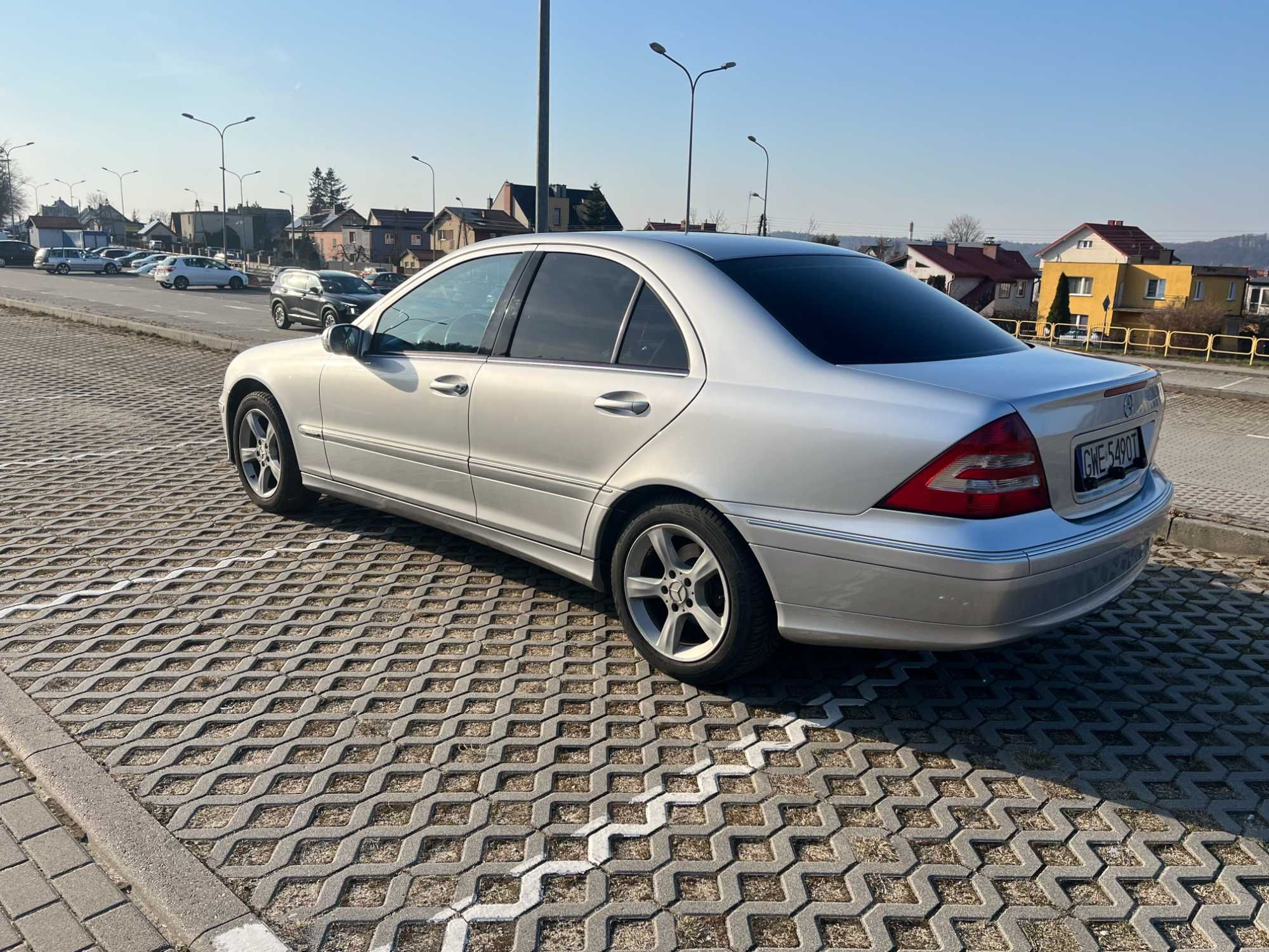 Mercedes Benz C-180,  2006 r. Avantgarde, 143KM, LPG