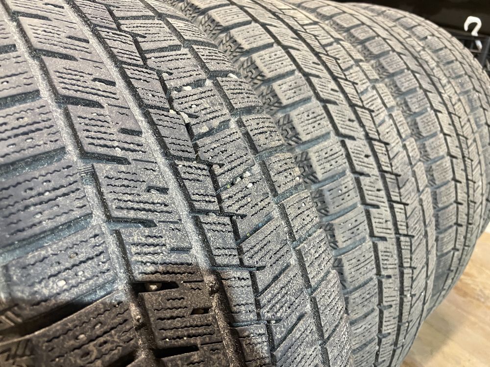 зимняя резина Кумхо 16 215 65, зимова гума Kumho wintercraft wi61 R16