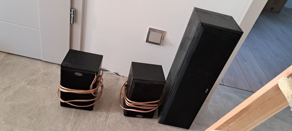 Yamaha HTR 2067 Kino domowe Amplituner + głośniki + subwoofer