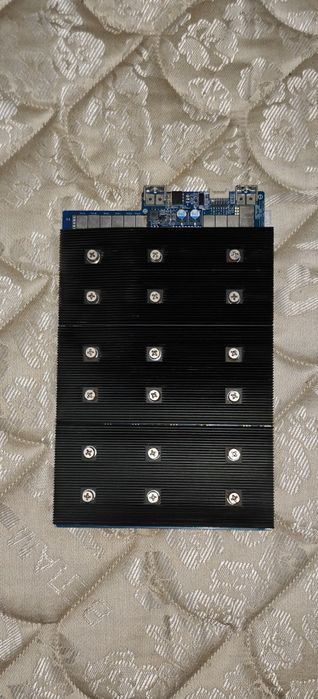 Хеш плата Canaan Avalon A1166 Pro 81T