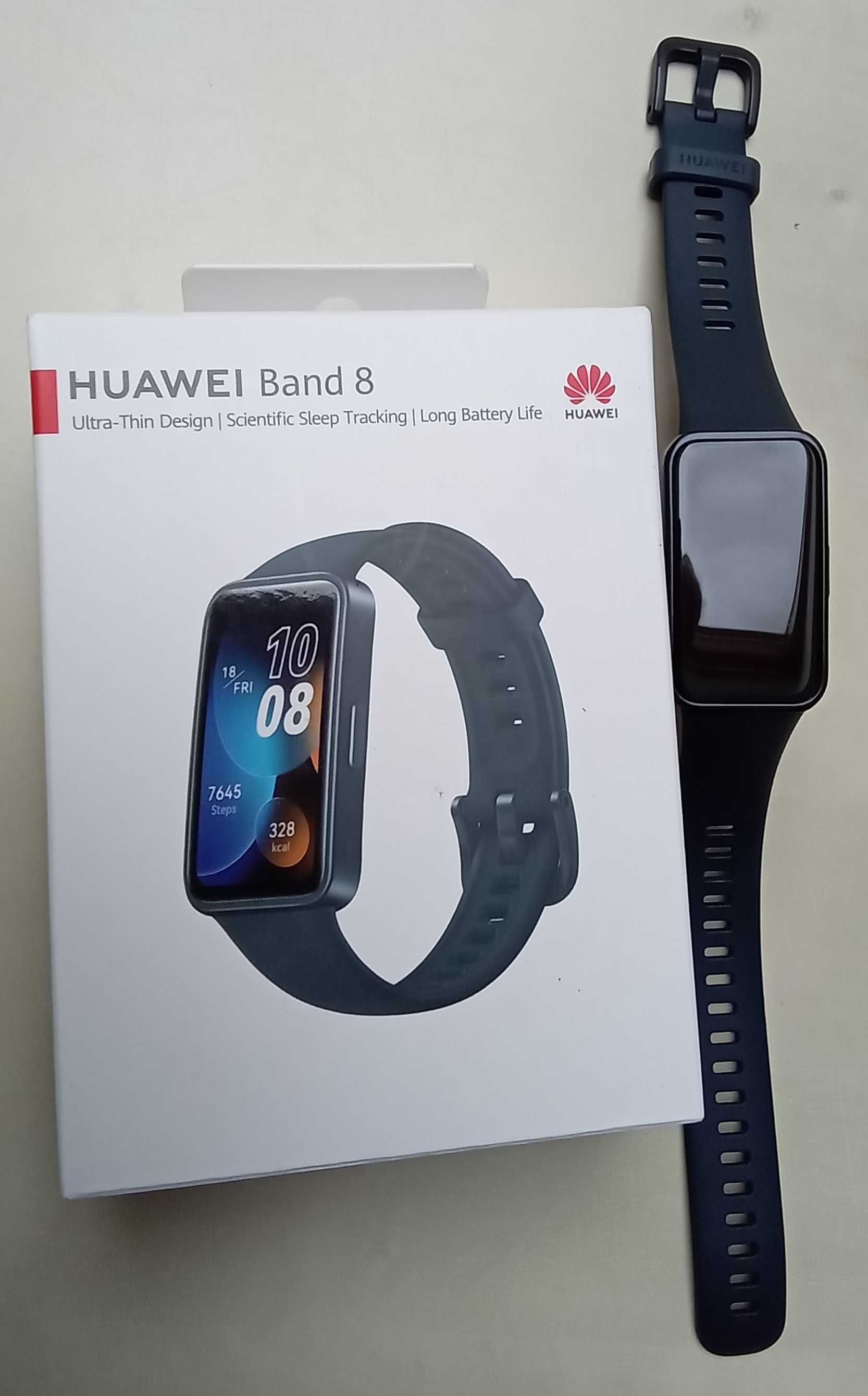 Huawei Band 8 w doskonałym stanie komplet.