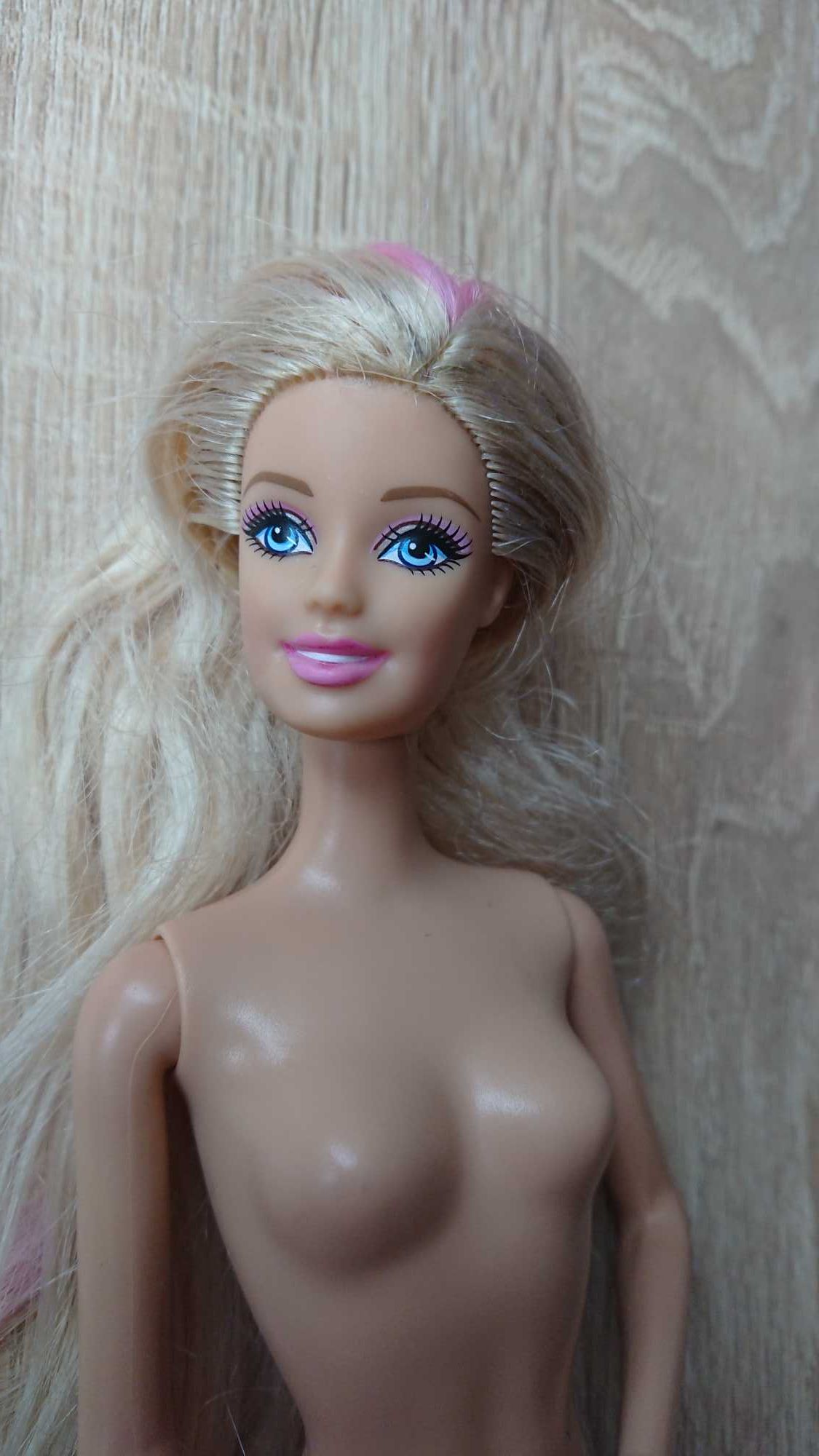 Lalka Barbie generation girl różowe pasemko