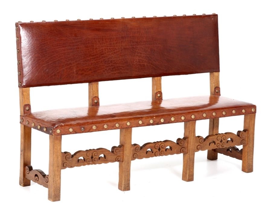 Mesa de abas antiga em madeira entalhada