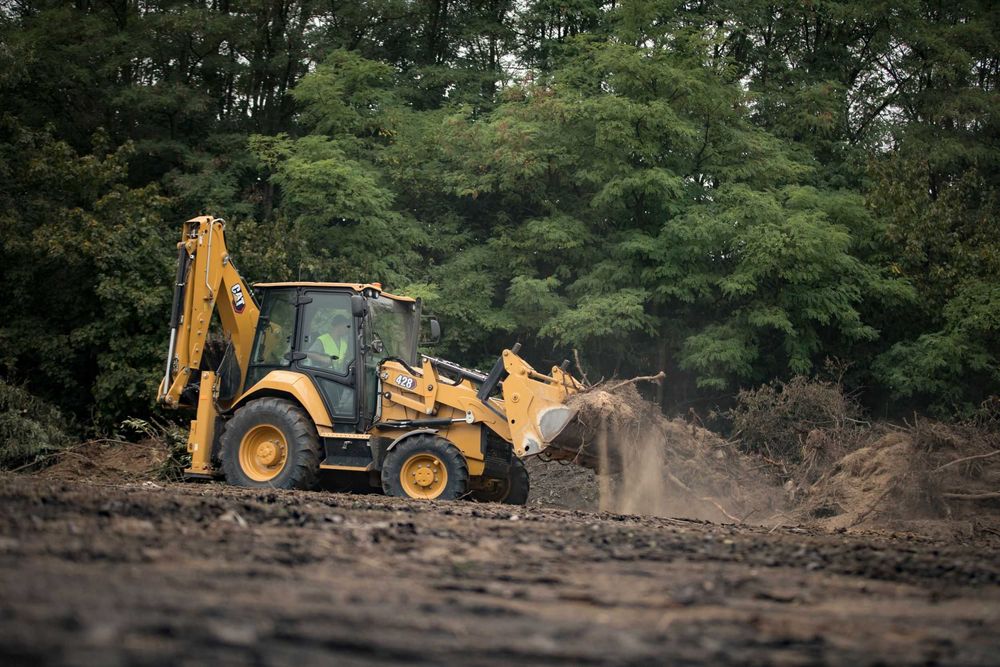 Usługi koparko-ładowarką