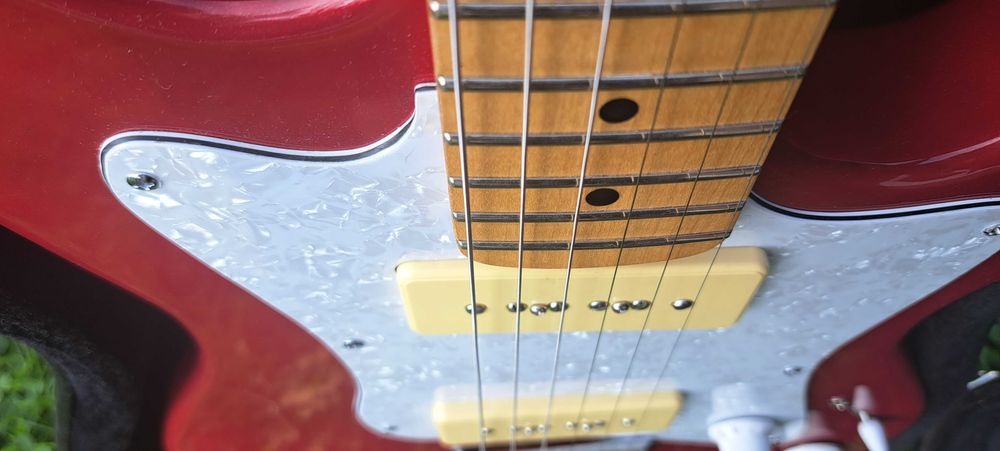 Lutnicza gitara elektryczna