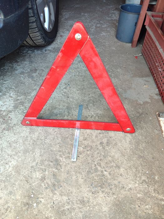 Знак аварийной остановки