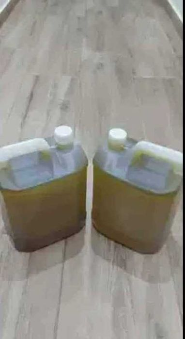 Azeite caseiro de boa qualidade garrafão de 5 litros 25€