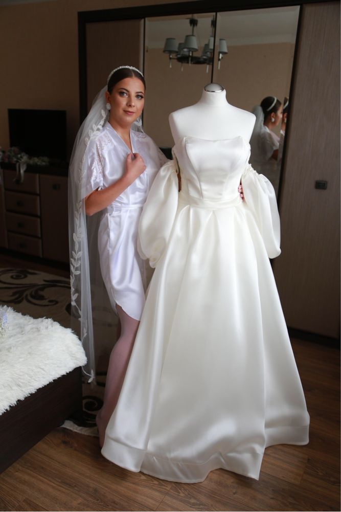 Продається Весільна Сукня