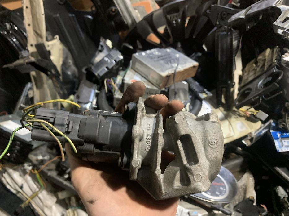 Клапан ЕГР egr Citroe c4, berlingo valeo EN 48000