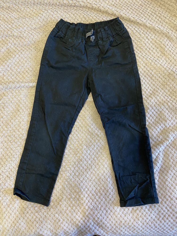 Школьные брюки,черные джинсы waikiki на 6 лет