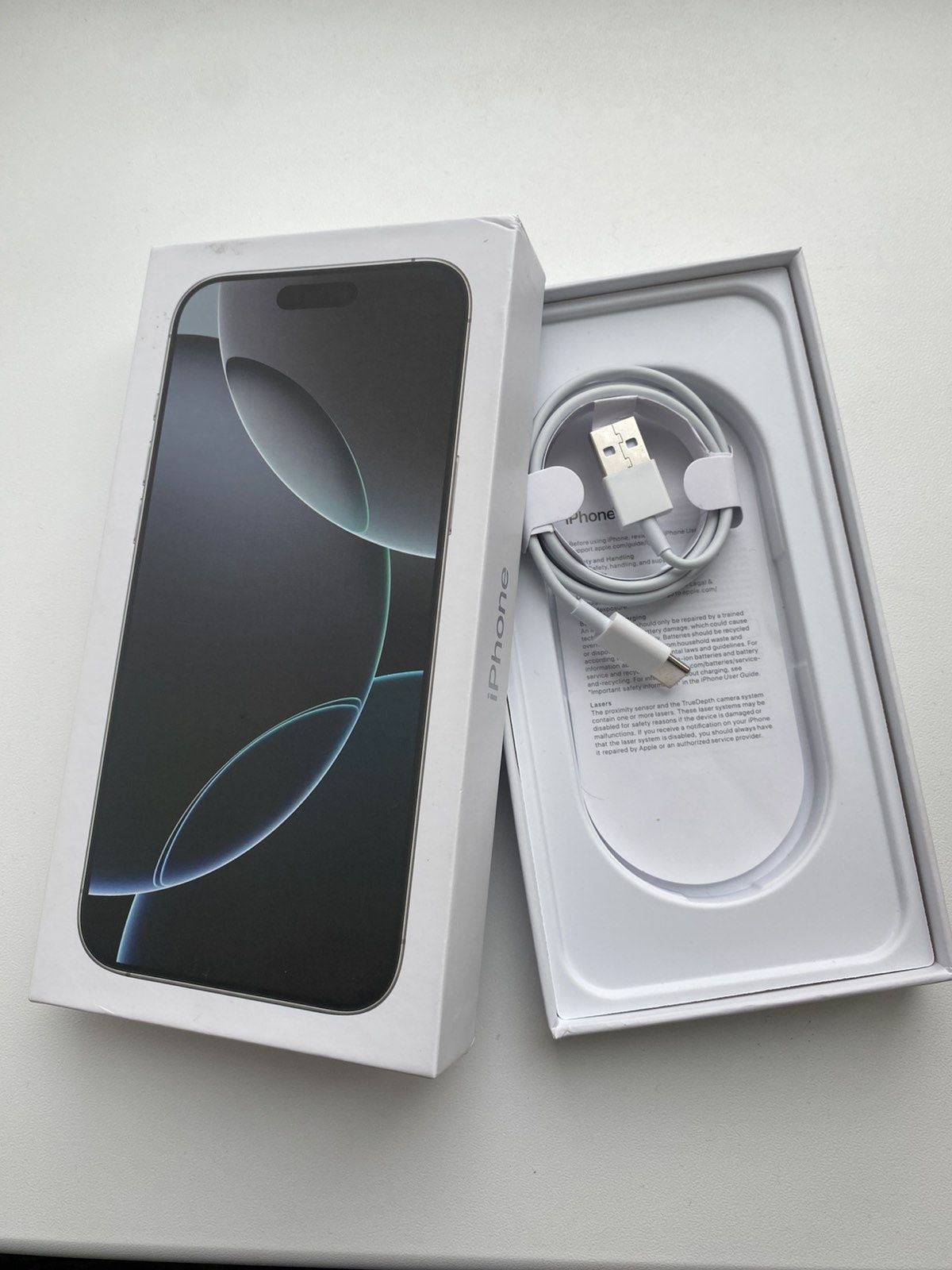 IPhone I16 PRO МАХ 7.3" 5G, ПАМ'ЯТЬ 12 + 512 Г