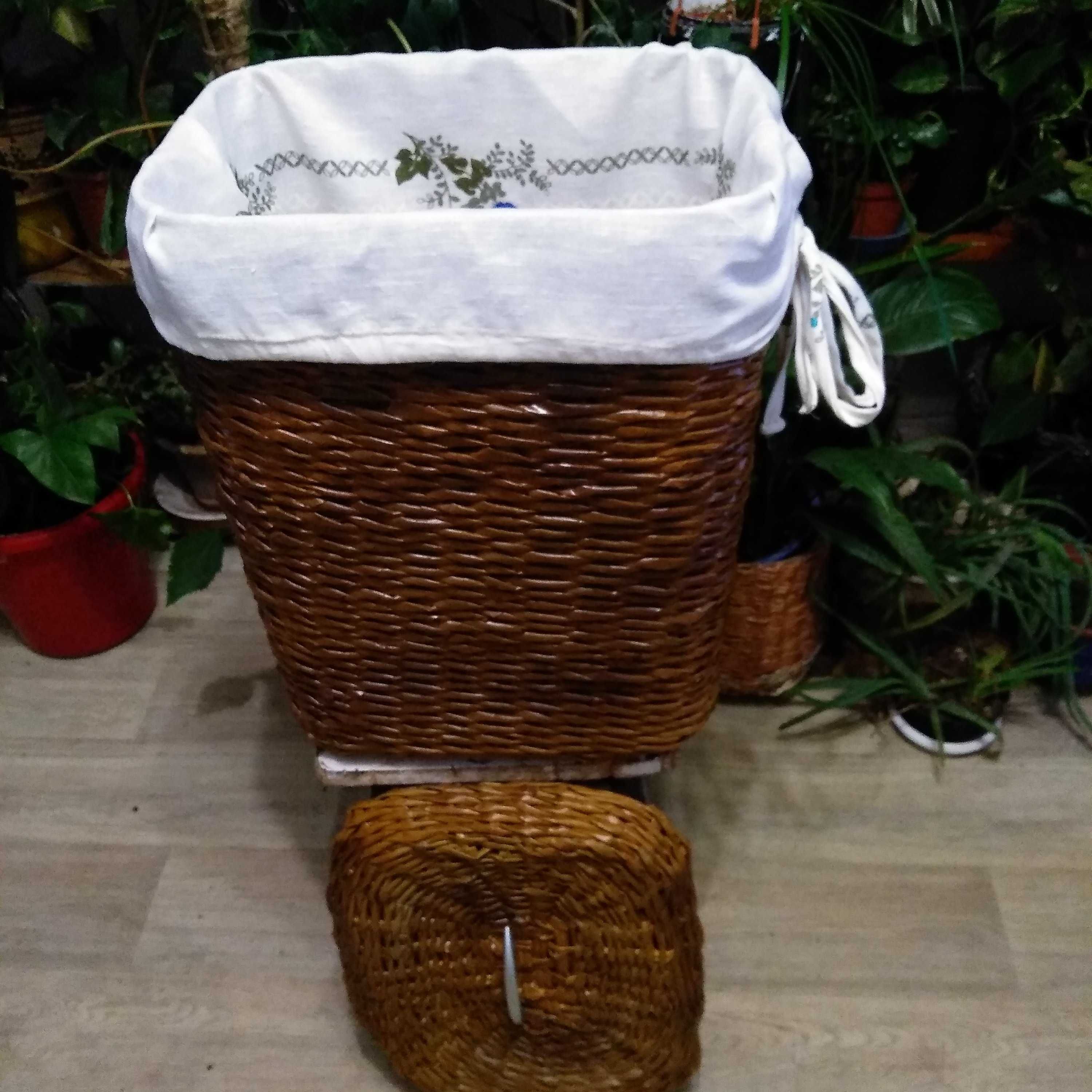 Корзина плетёная
