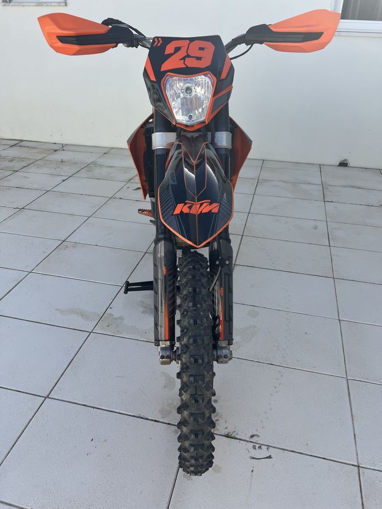 kTM 450 Exc - R modelo especial versao R 2010