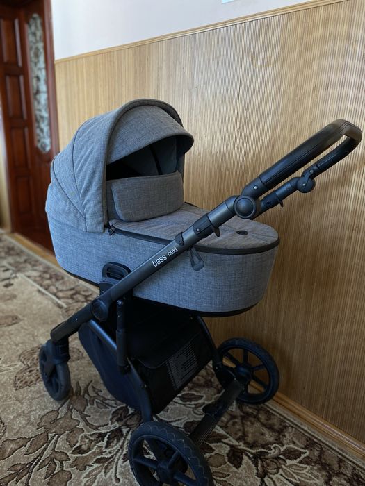 Продам коляску Roan Bass Next