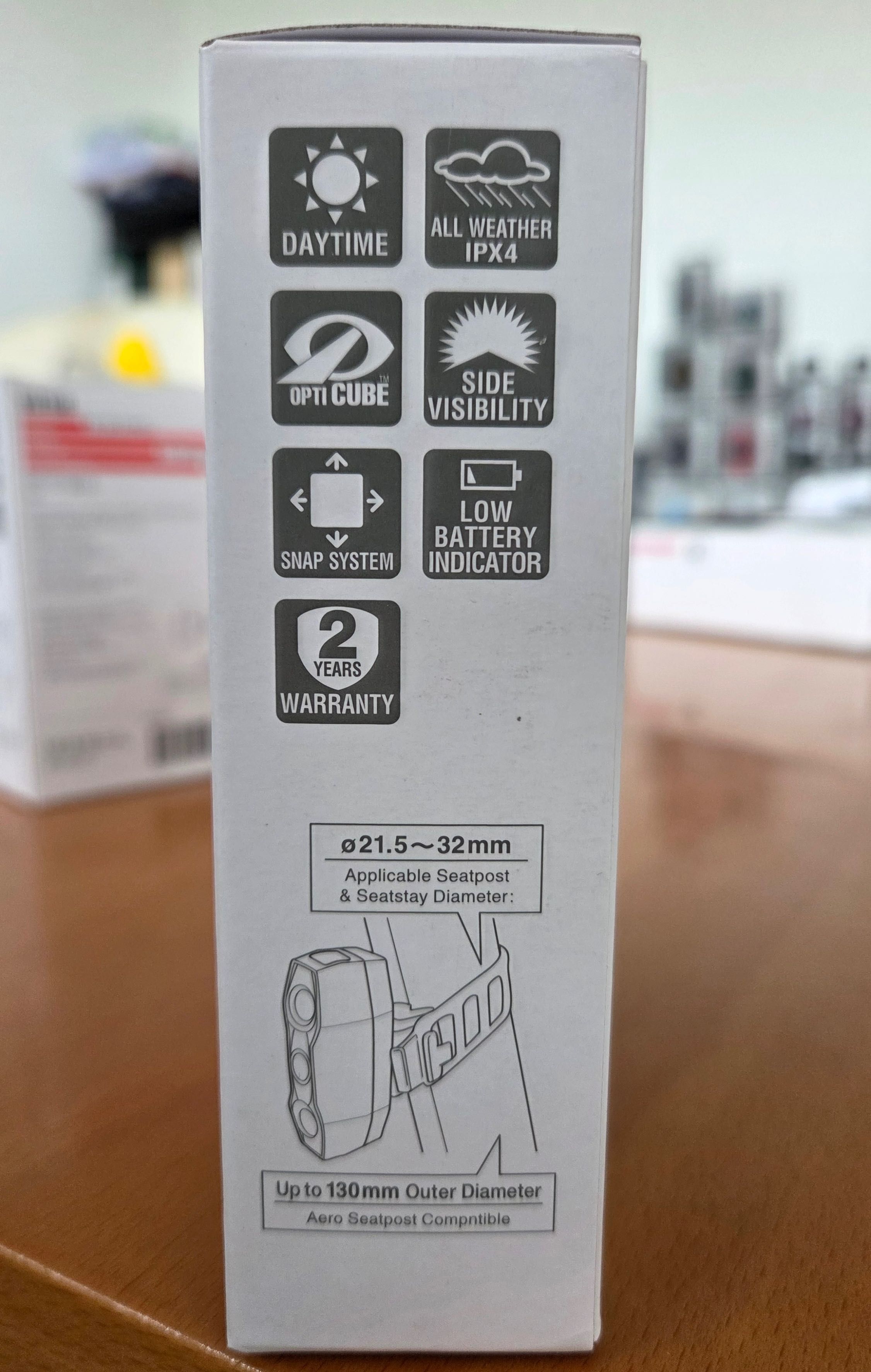 Luz Traseira Cateye VIZ150 e VIZ300