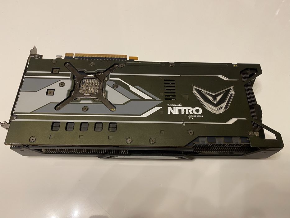 Відеокарта sapphire rx vega 56 nitro+ 8gb