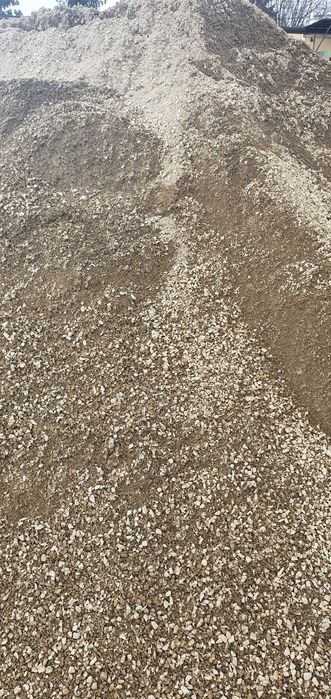 Żwir, kruszywo, wysiewka, podsypka, 0-4, 2-8, 0-16 mm wywrotka 3,5 t
