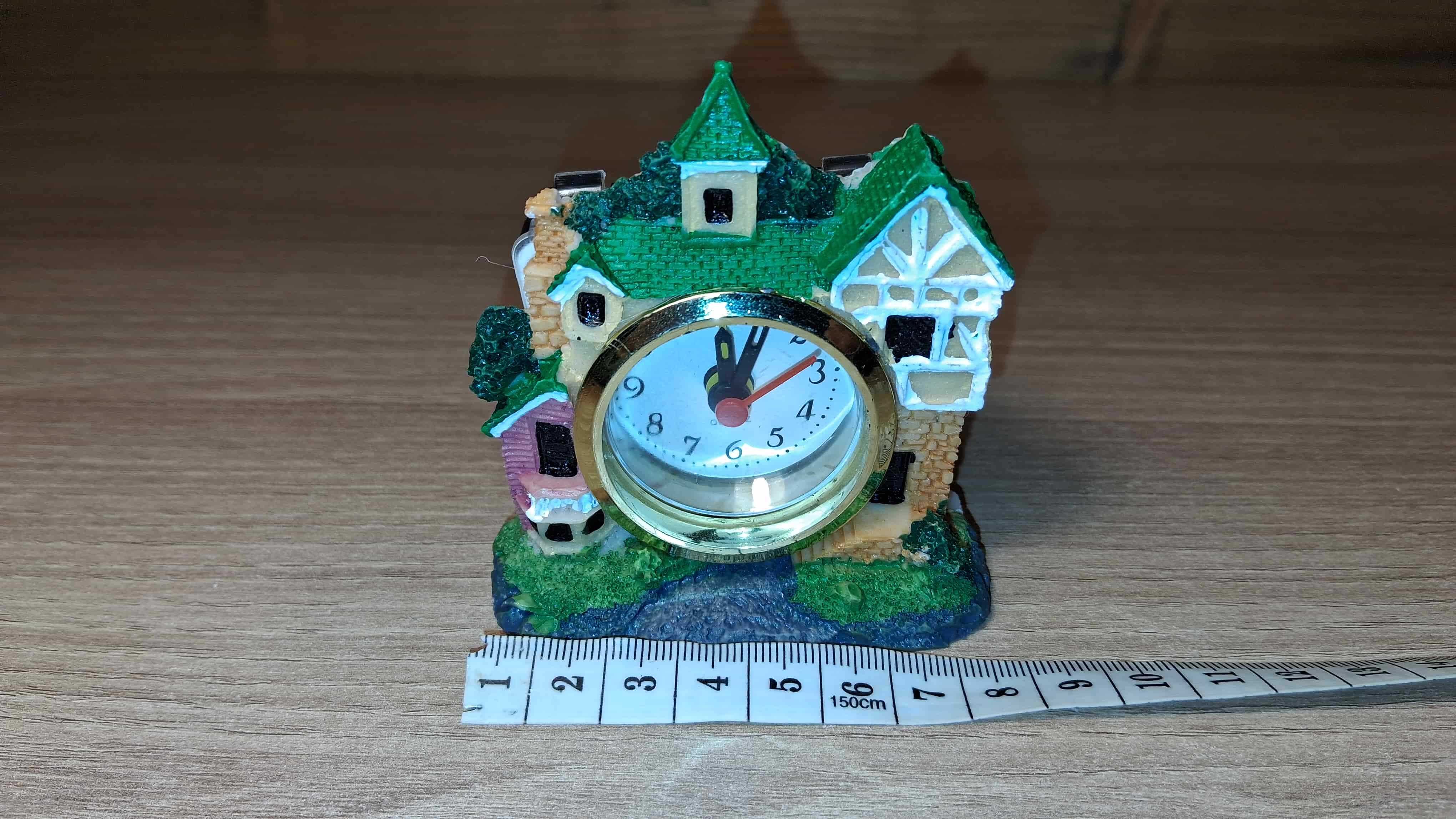 Zegar Zegarek Budzik Mini Domek Zamek Biurkowy Nowy Figurka