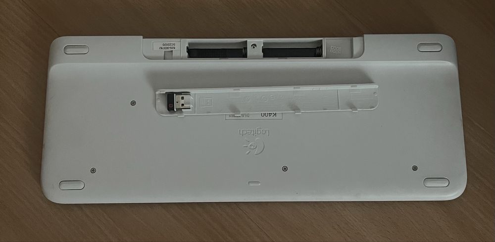 Teclado Logitech K400