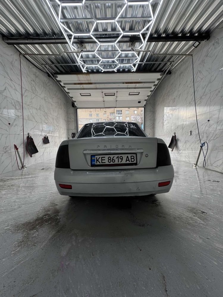 Продам приору все вопросы по телефону