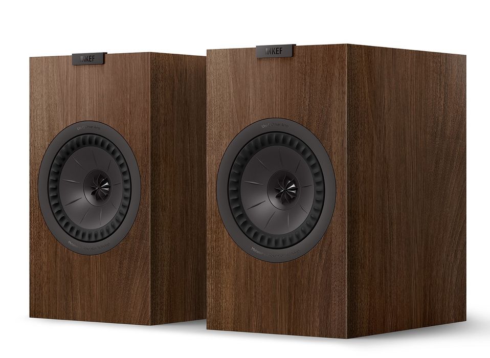 KEF Q3 META Walnut