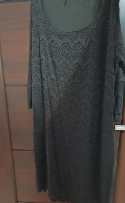 Продам сукню чорну