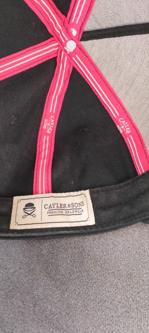 Czapka typu Snapback