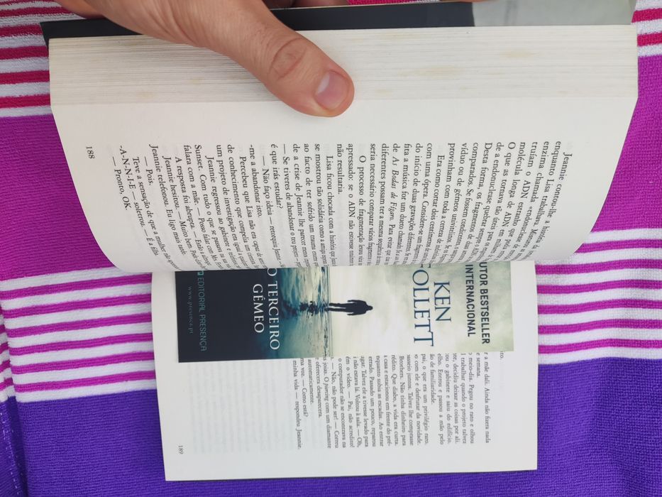Livro: O terceiro gemeo (Ken Follett)