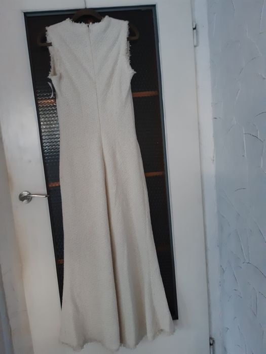 Nowa sukienka biała, długa, bez rękawów. Reserved. M