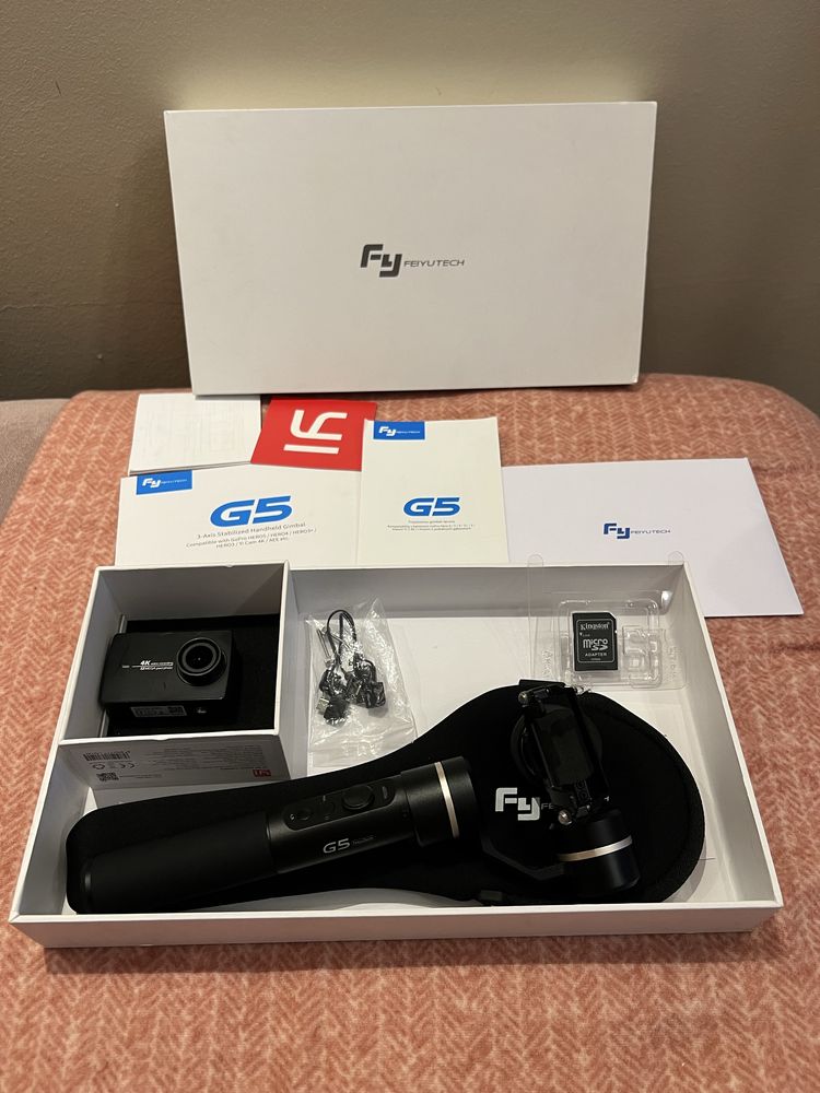 Kamera YI 4K + gimbal ręczny FeiyuTech G5 karta32gb